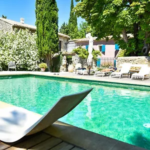 le-mas-de-la-sorgue.fr-provencehotel.com/